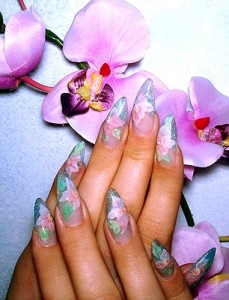Цветочные мотивы росписи ногтей